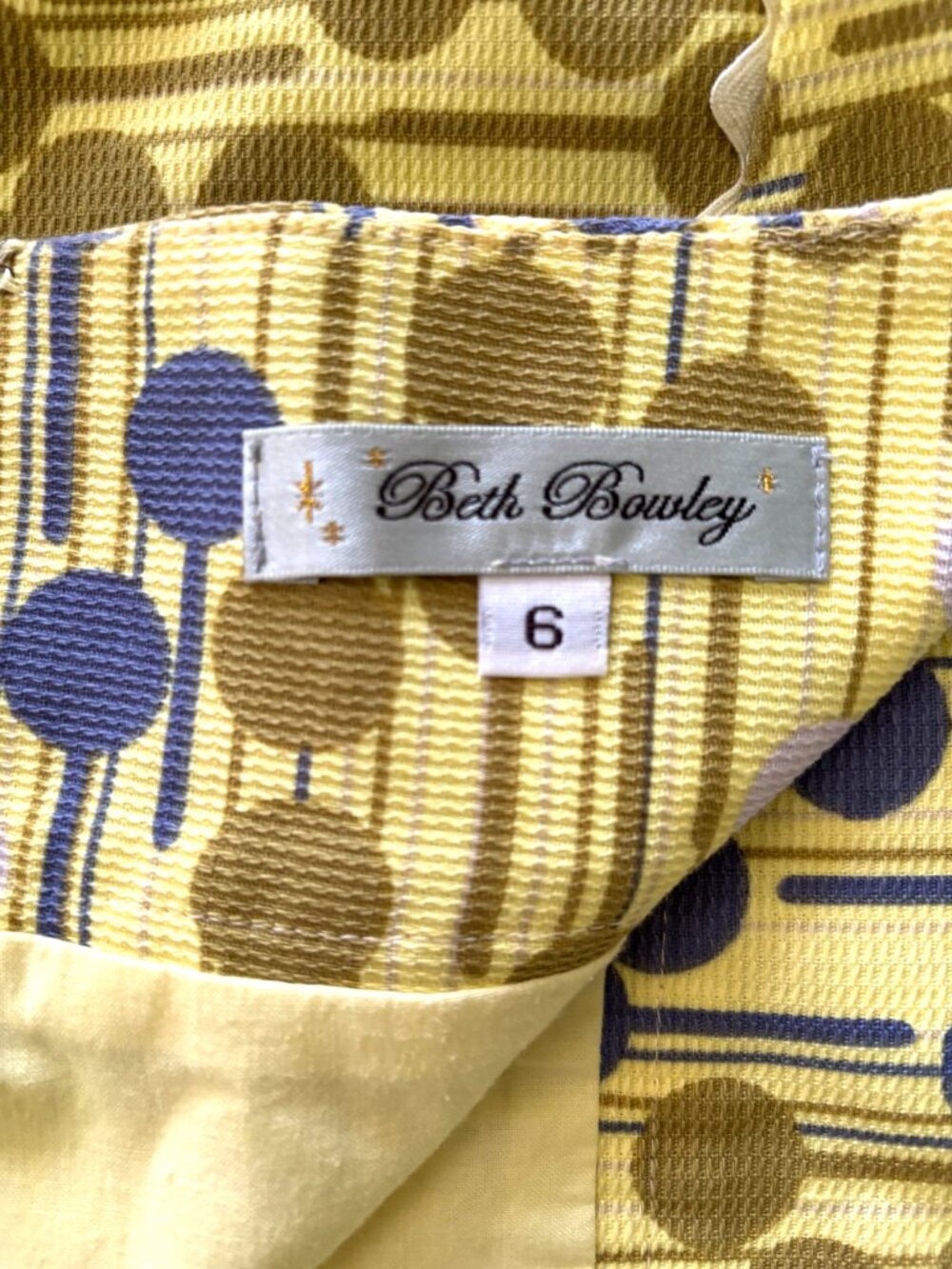Beth Bowley Women's Dot Skirt Fully Lined Excellent Condition Size 6 - Picture 3 of 7